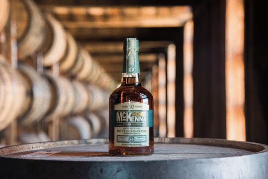 Henry Mckenna 10 Year Old Bottled In Bond Single Barrel Bourbon