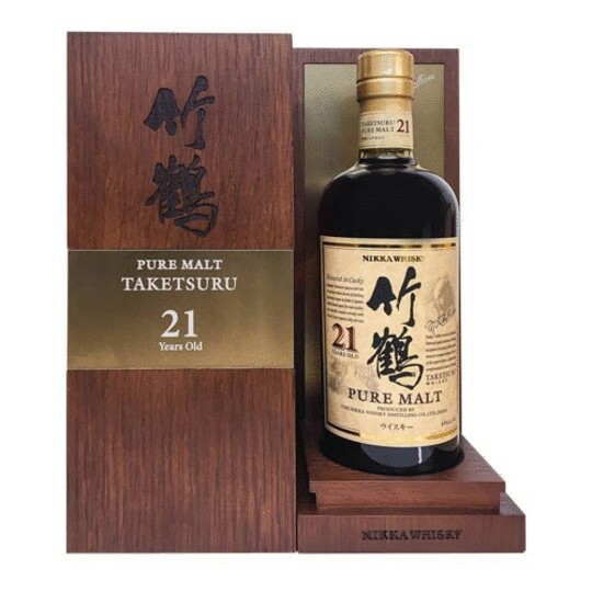 Nikka Taketsuru Pure Malt 21 Year Old Blended Malt Whisky Luxury Wooden Box