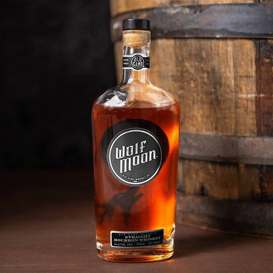 Old Camp Wolf Moon Straight Bourbon Whisky