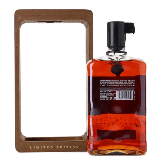 Knob Creek Small Batch Limited Edition 21 Year Old Straight Bourbon Whiskey