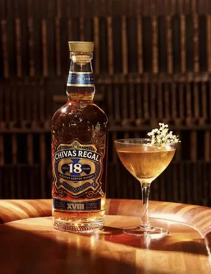 Chivas Regal 18 Year Old Gold Signature Blended Scotch Whisky
