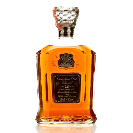Canadian Club Classic 12 Year Old Canadian Whisky Older Style Bottling