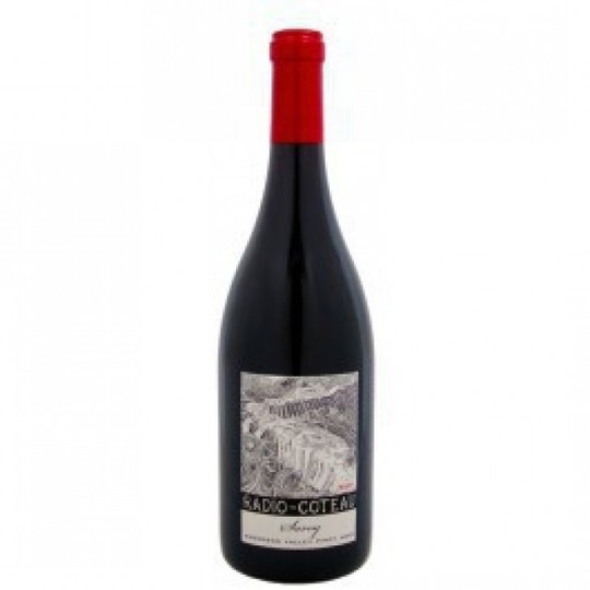 Radio Coteau Savoy Pinot Noir